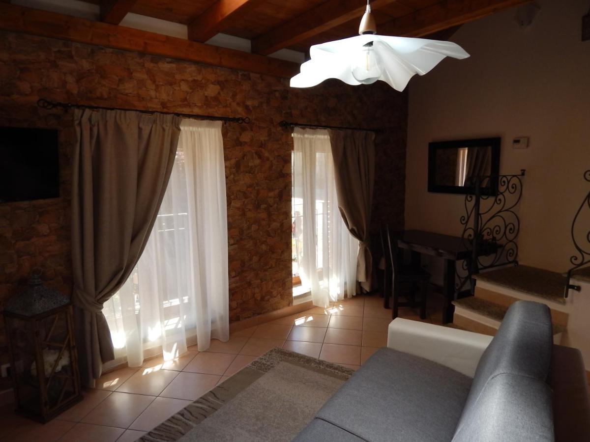 Guest House Casa Del Folletto Stresa Bagian luar foto